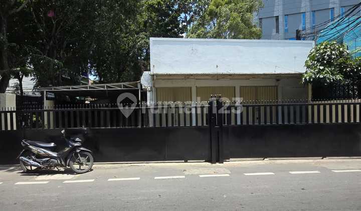 Ruang Usaha di Jakarta Pusat Cocok untuk Perkantoran / Usaha Lainnya / Logistik Ruang Usaha di Jakarta Pusat Cocok untuk Perkantoran / Usaha Lainnya / Logistik