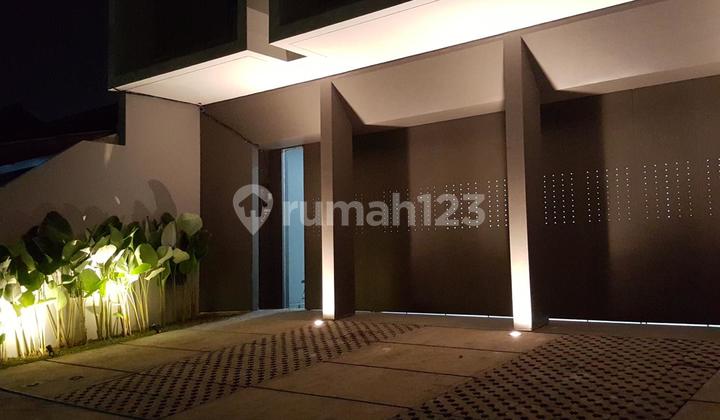 Rumah Ekslusif Modern Cijagra Bandung