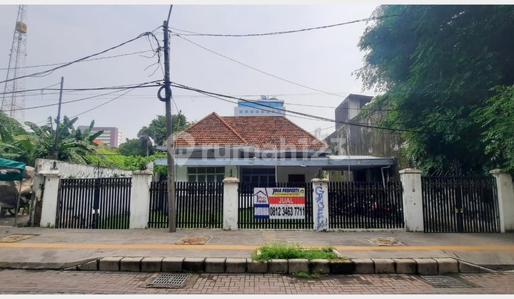 For Sale: Taman Ais Nasution House, Central Surabaya