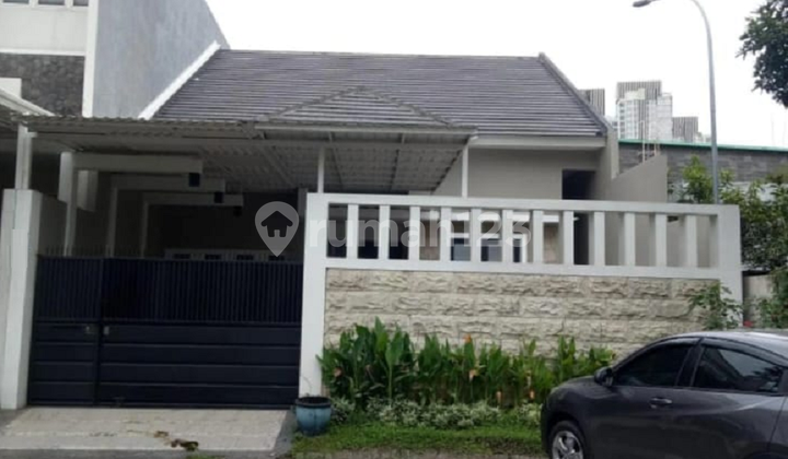 Dijual Rumah Pakuwon Indah Surabaya Siap Huni Dijual Rumah Pakuwon Indah Surabaya Siap Huni