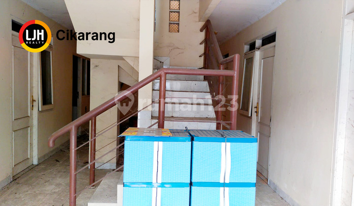 Kost House with 10 Bedrooms at Pavilion Jababeka Cikarang 2