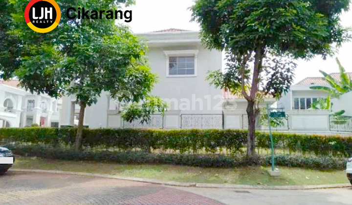 Spacious Ready-to-Occupy 4+1 Bedroom House in Emerald Cluster Lippo Cikarang 2