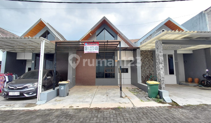 Jarang Ada! Rumah Cluster Cihanjuang One Gate System SHM