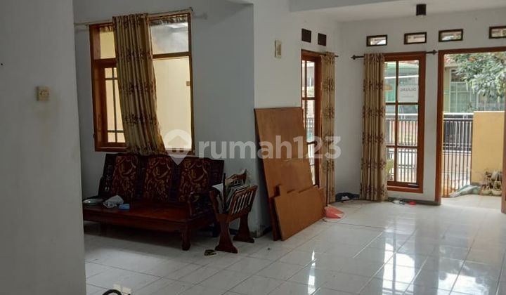 Rare Find! Cheap 3-Story Cluster House in Strategic Cibabat Location 2