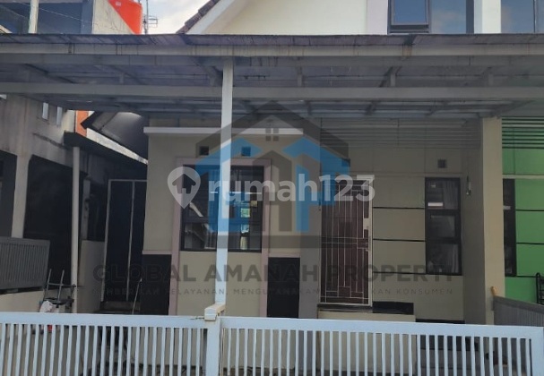 Rare Find! Sariwangi Cluster House with One Gate System Near Polban