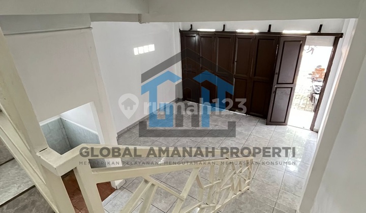 Cihanjuang Raya Commercial Space, Strategic Center for Dining & Shopping 2