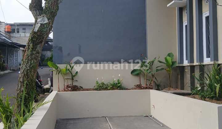 Cihanjuang Complex House Fully Renovated, 6 Minutes to SMPN 10 Cimahi 2