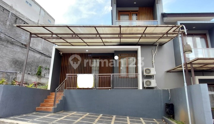 Bali Nuance House in Sariwangi Hook 2 Carport 7 Minutes to Polban