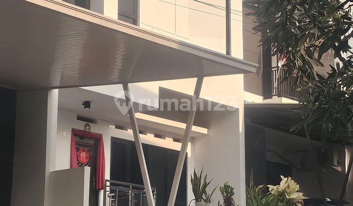 Rumah/Villa 2 Lantai Lampung (Semi Furnished)