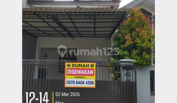 Nice House Ready to Live In, Spacious Area with Private Gazebo in Jatibening, Bekasi 2