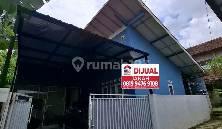 Rumah Muslim Samping Masjid di Kota Bogor