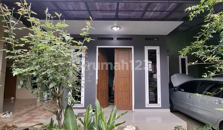 Rumah, 2 Lantai, SHM, di Cijeruk,