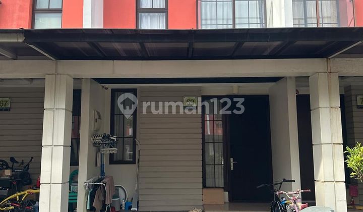 Rumah Strategis 2.5 Lantai Green Village Cipondoh