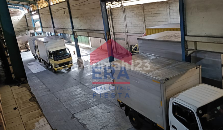 Gudang Siap Pakai KM 19.8 Sudah Ada Kantor LT 2116 M² LB 4000 M² Akses Kontainer Gudang Siap Pakai KM 19.8 Sudah Ada Kantor LT 2116 M² LB 4000 M² Akses Kontainer
