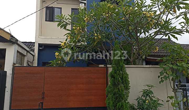 Rumah 2 Lantai Curug Tangerang