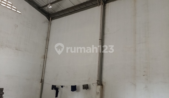 Gudang Curug Koramil, Tangerang