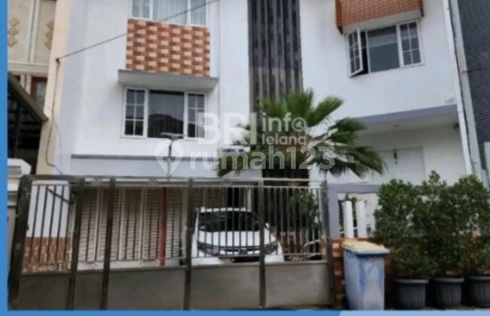 For Sale Cheap Villa Permata Gading 3 Floors House, Area 259 M2