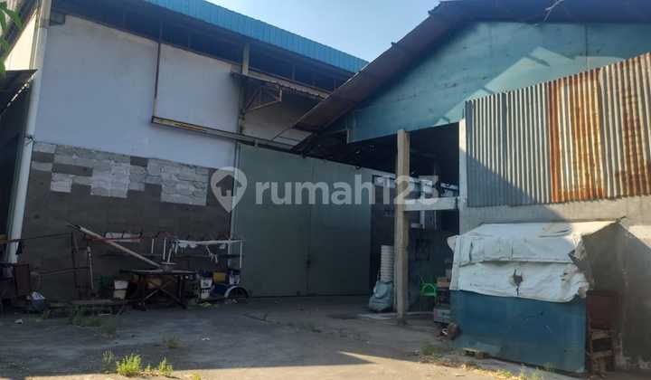 Building (House & Warehouse) & Land Former Car Workshop, Jatinegara Bypass, East Jakarta