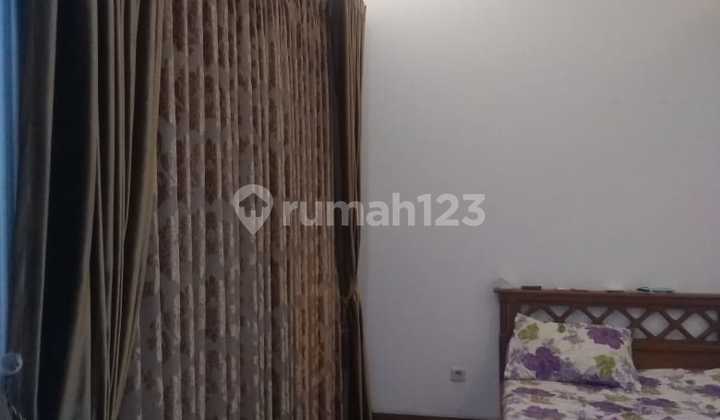 Classic-Modern Fully Furnished House Billymoon Pondok Kelapa, East Jakarta 2