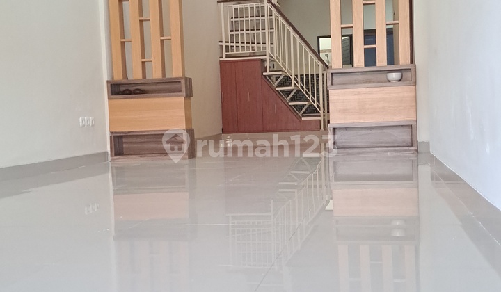 For Sale 2-Story House in Housing Area SHM No Flooding 2