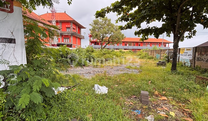 Land by Uluwatu Roadside