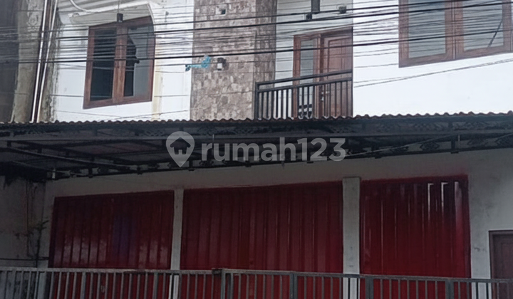 Two-Story Shop House Commercial Location