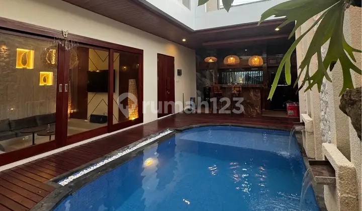 Villa Full Furnished dengan View Sawah di Canggu