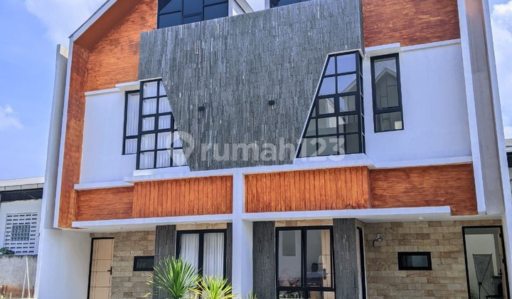Affordable Ready-to-Occupy House in Tapos, Only 10 Minutes to Citeureup Toll Gate