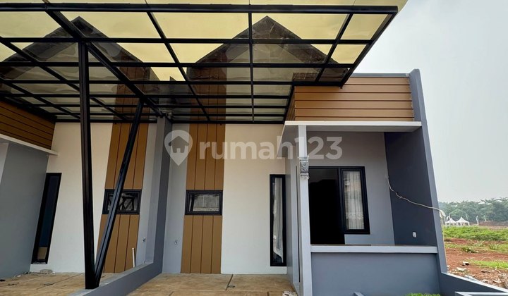 Stylish & Modern Residence in Bojong Sari, Free Kitchen Set