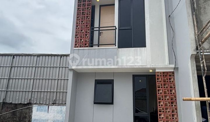 DP 0%, House, 2 Floors, Freehold Title, Near City Park, Eligible for Installment Subsidy 1