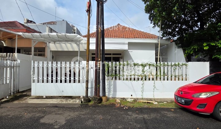 For Sale East-Facing House Sunrise Garden West Jakarta
