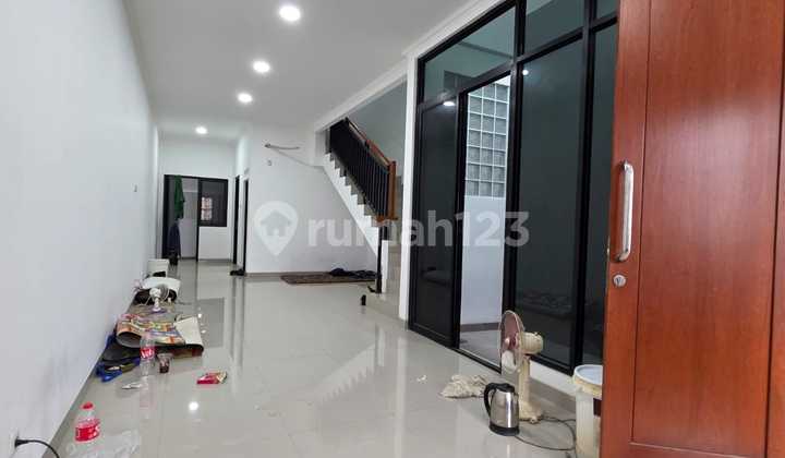 For Rent New House Taman Ratu 3 Floors Street 3 Cars 2