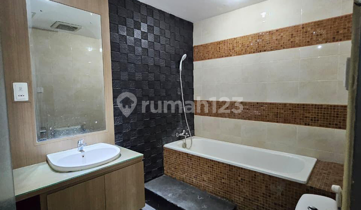 Essence Dharmawangsa Apartment Essence Dharmawangsa Apartment