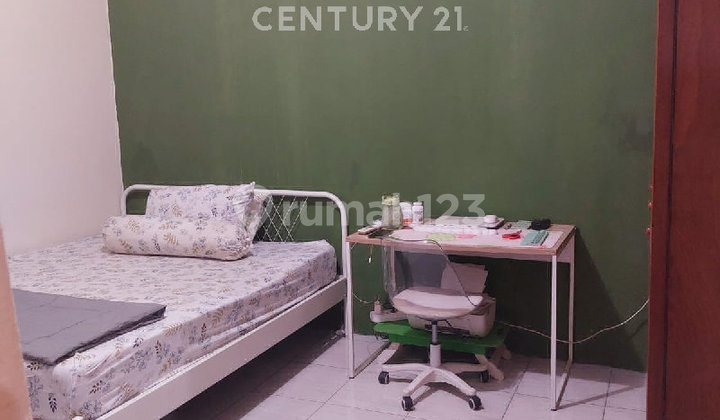 Strategic Location Shop House Suitable for Business in Tegal 2