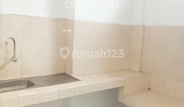 Two-Story Commercial and Strategic Shop House in Tegal 2
