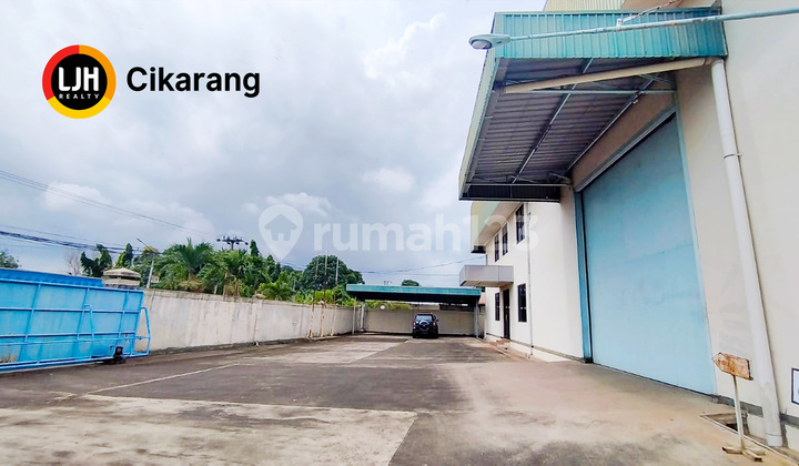 Gudang Luas dengan Hoist Crane di Jl Raya Cikarang Cibarusah