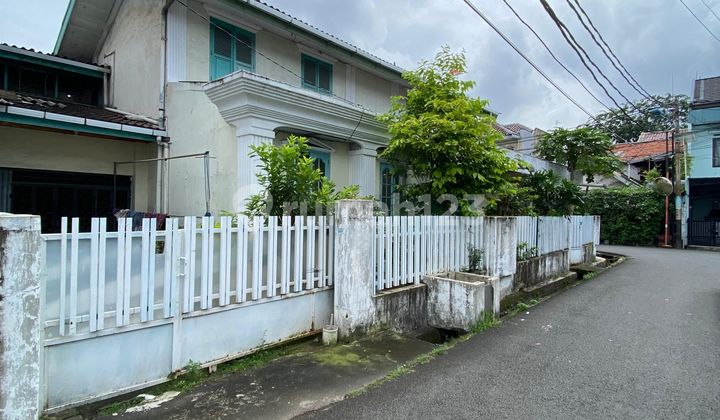 For Sale, Cheapest House 2 Floors Land Title, Land Calculation in Rawamangun, East Jakarta For Sale, Cheapest House 2 Floors Land Title, Land Calculation in Rawamangun, East Jakarta