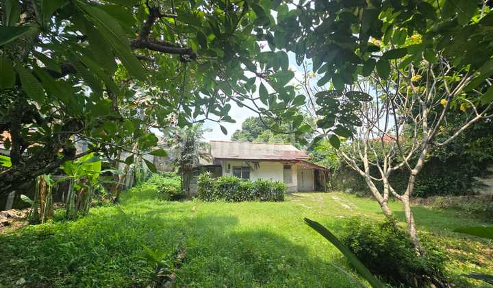 For Sale Tanah Siap Bangun dan bisa Bangun 4 Lantai dan Area Komersial bisa untuk Klinik atau Ruang Usaha atau Cafe atau Perkantoran atau Sekolah atau Kost Kostan atau Tempat Tinggal atau Lainnya Lokasi di Pinggir Jalan Raya Area Kemang Jakarta Selatan