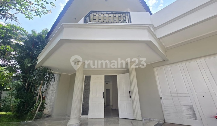 For Rent Modern House Near French School and MRT in Cipete Area, South Jakarta