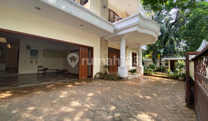 For Rent House Near JIS and Pondok Indah Mall Area Serene and Tranquil in Pondok Indah, South Jakarta