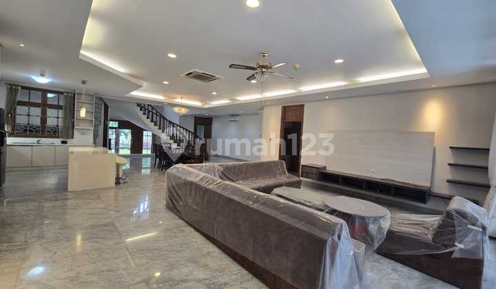 For Rent Furnished House Near JIS and Golf Course and Pondok Indah Mall South Jakarta