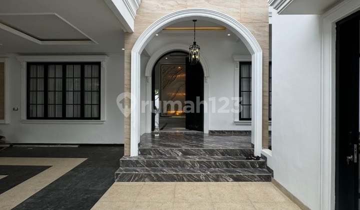 For Sale Rumahamerican Classic Design Lokasi Nyaman dan Asri Area Pondok Indah Jakarta Selatan 2