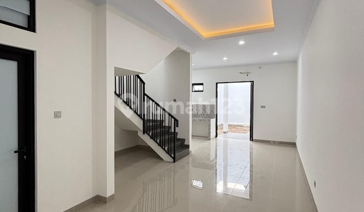 For Sale Brand New Modern House Area Meruya West Jakarta 2