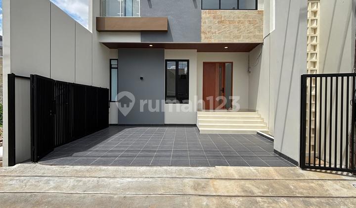For Sale Brand New Modern House Lokasi Nyaman dan Asri Lokasi Strategis Area Meruya Jakarta Barat