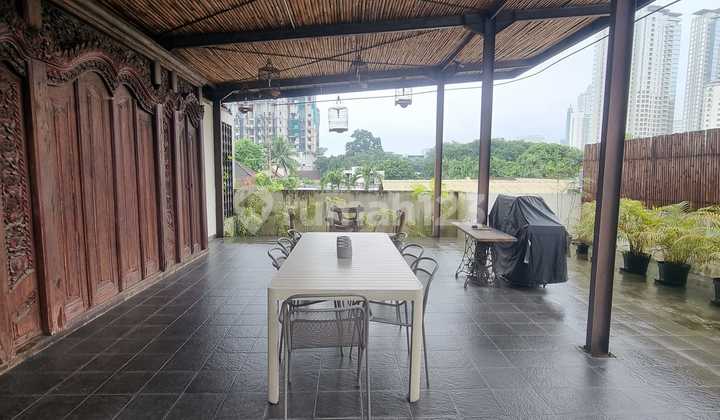 For Rent Semi-Furnished House Near Senayan, Mabes, International School, Blok M, and Senopati, Kebayoran Baru, South Jakarta 2