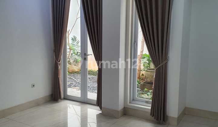 House For Rent Within a Compound Near Kemang Raya and Ampera Area, Kemang, South Jakarta 2