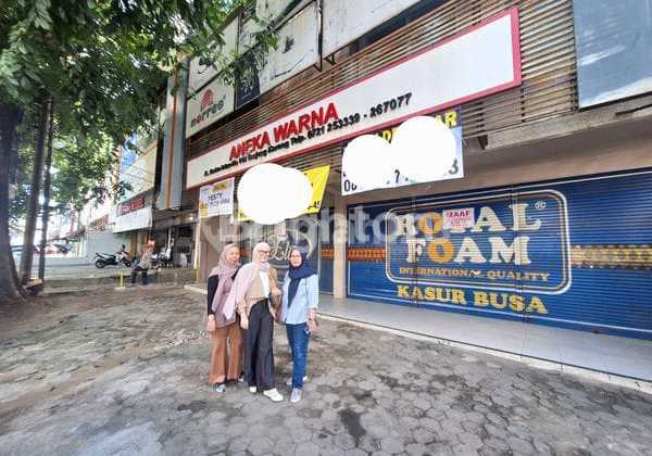 Shop House, 2 Floors, Freehold Title, in Enggal, 1