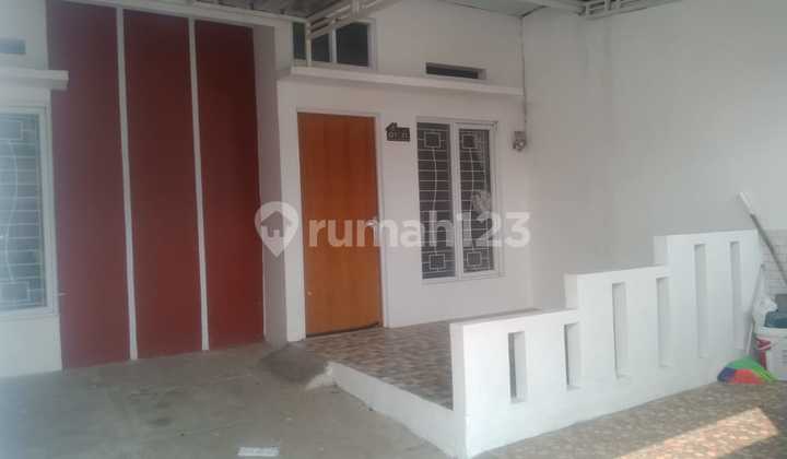 Sell Fast! Comfortable, Safe House & Strategic Location 2