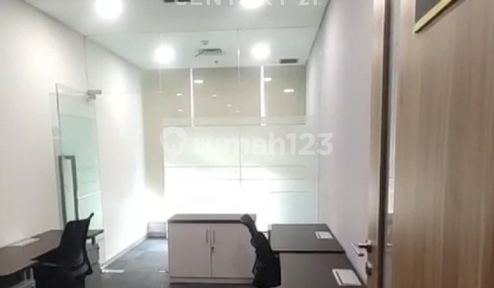 Private Office 16M2 Furnished @ Central Park Jakbar Th