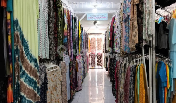 Rarely Are There Shops in the Middle of Pangandaran Tourist Attractions 2